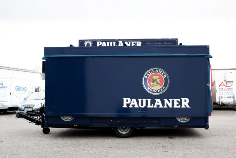 festequipment-ausschankwagen-paulaner-1