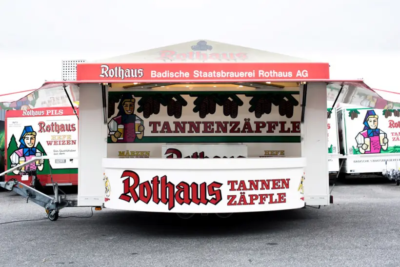 festequipment-ausschankwagen-rothaus-zäpfle-2