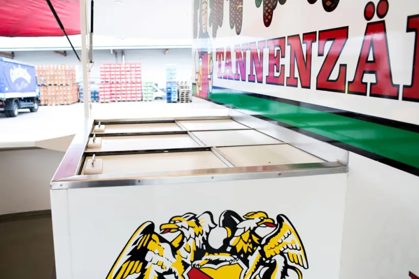 festequipment-ausschankwagen-rothaus-zäpfle-3